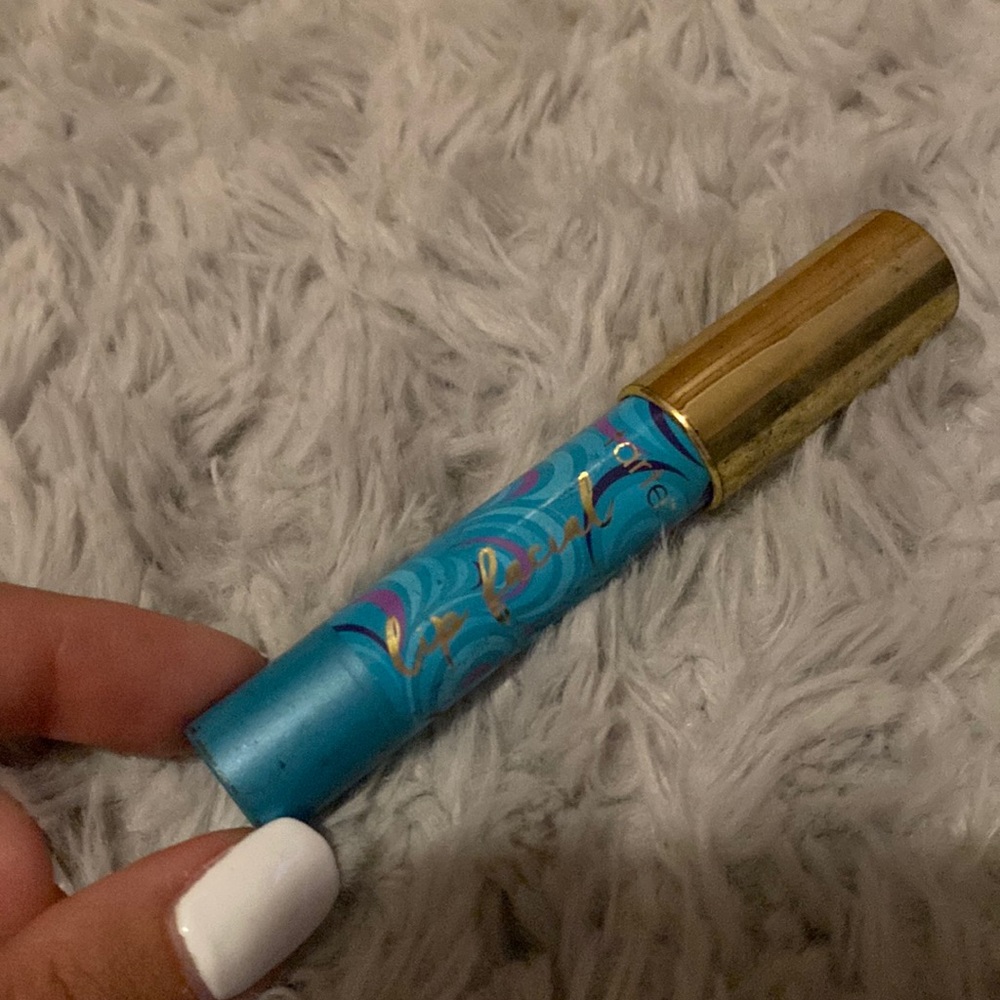 Tarte lip facial lip scrub